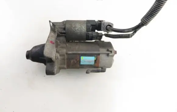 Toyota Yaris Starter motor 2810040090