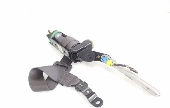 Volvo V70 Front seatbelt 8626240