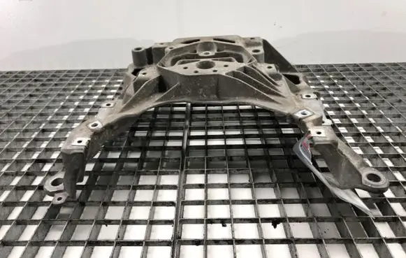Audi A8 S8 D5 Gearbox mount 4N0399262