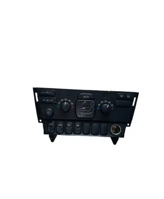 Volvo XC90 Climate control unit 8697140