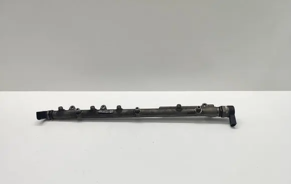 BMW 5 E60 E61 Fuel main line pipe 7799610 779961002 0445216023
