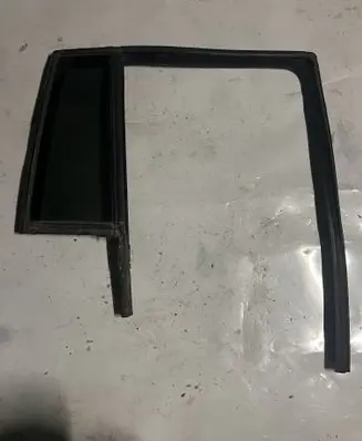 Jeep Compass Rear vent window glass 