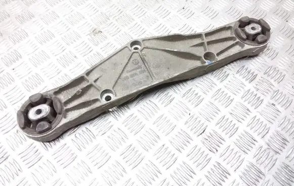 Volkswagen Phaeton Rear differential/diff mount bracket 3D0599285
