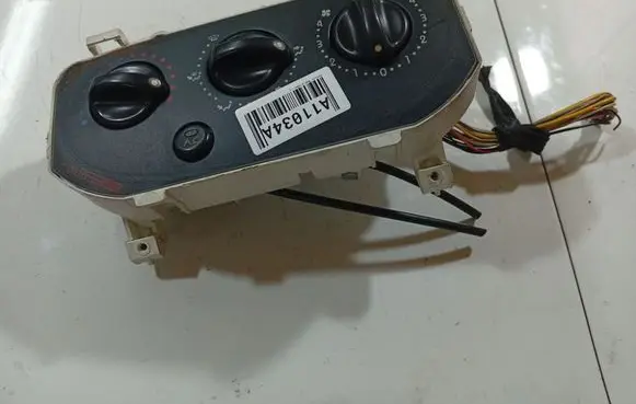 Renault Thalia I Climate control unit 101860