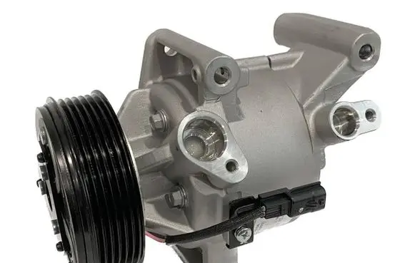 Dacia Duster Air conditioning (A/C) compressor (pump) 926005154R T99006AA 926004475R