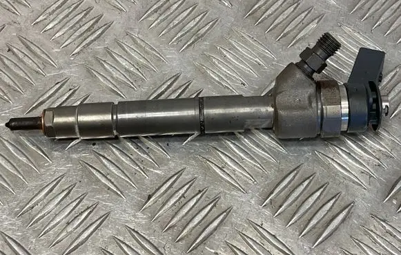 Mercedes-Benz B W245 Fuel injector A6400790787