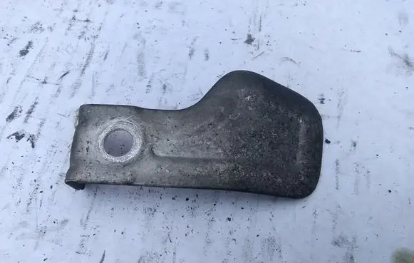Ford Focus Heat shield in engine bay 4M5Q9N454AA