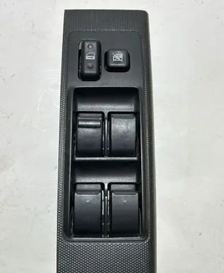 Toyota Corolla Verso AR10 Electric window control switch 848200F030 37073C294B05