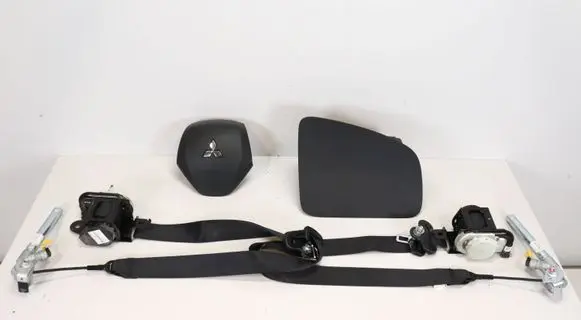 Mitsubishi Space Star Airbag set 7030A274XA 7030A322XA 6221374