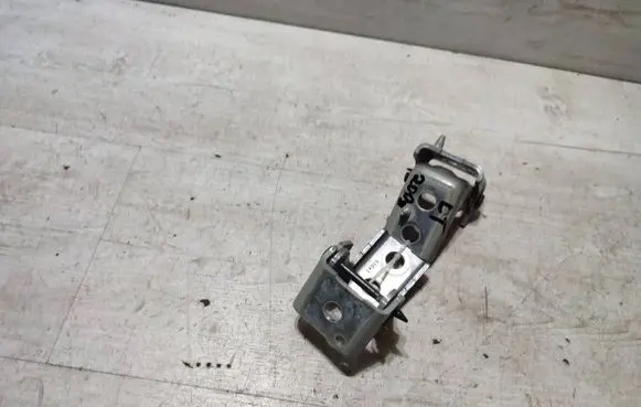 Rear door hinge set