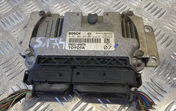 Peugeot 107 Engine control unit/module 896610H070 0261S04464