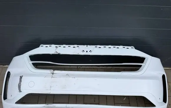 Volkswagen Transporter - Caravelle T7 Front bumper CZESCICARSPL002