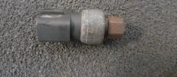 Ford Fusion Air conditioning (A/C) pressure sensor XS4H19D594AA 6217