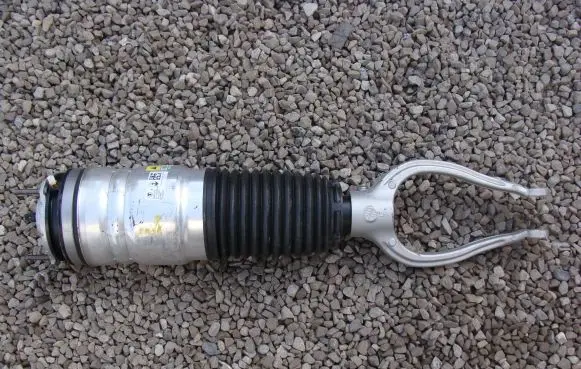 Maserati GranTurismo Front shock absorber/damper 06703021830