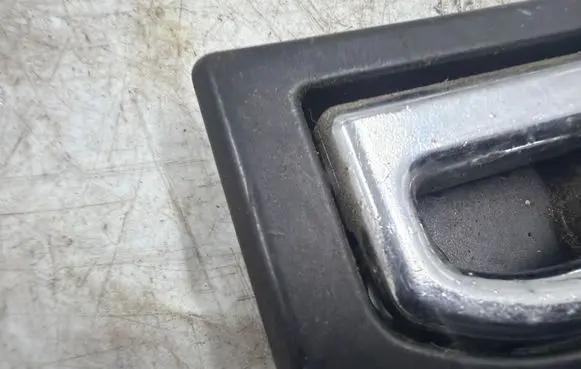 Volkswagen Golf V Other interior part 8D9864203