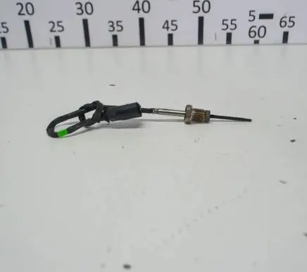 Audi A6 S6 C7 4G Oil temperature sensor 03L906088FH