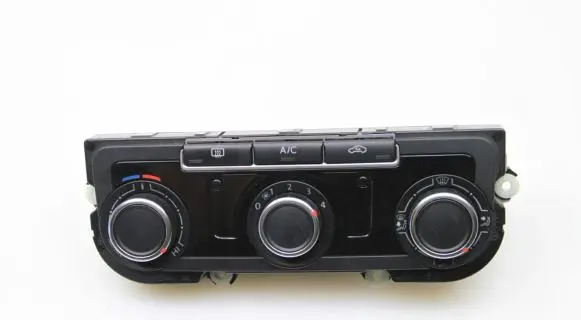 Volkswagen Jetta VI Air conditioner control unit module 7N0907426BG
