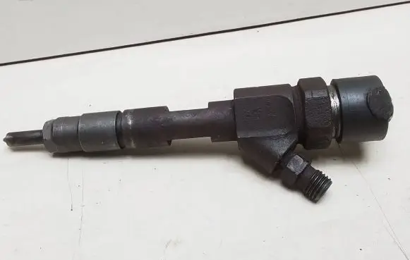 Renault Laguna II Fuel injector 0445110