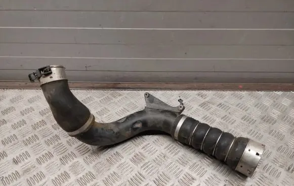 BMW X1 F48 F49 Intercooler hose/pipe 8616211