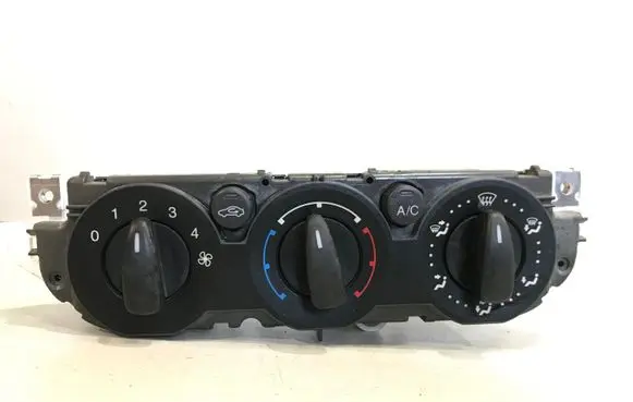 Ford Focus Climate control unit 69607003