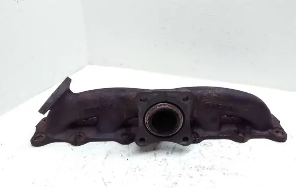 Volvo S80 Exhaust manifold 31219856