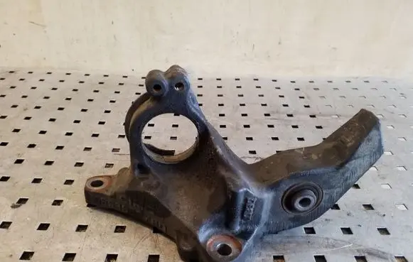 Peugeot 3008 I Driveshaft support bearing bracket 9653552780