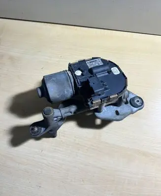 Peugeot 407 Wiper motor 0390241988