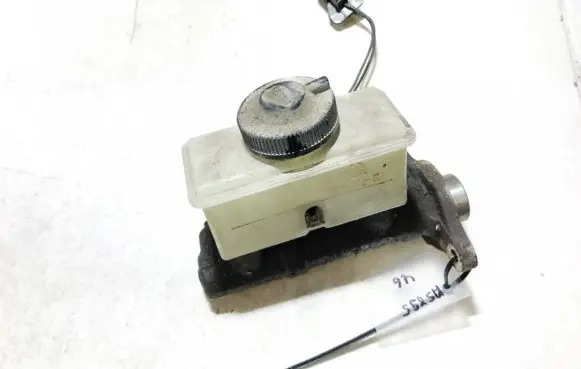 Mazda 626 Master brake cylinder