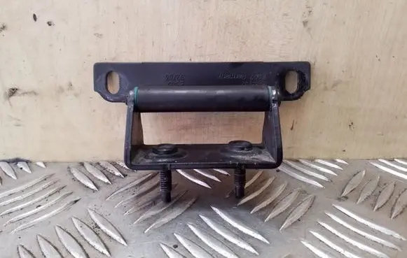 Volvo XC90 Tailgate/trunk/boot hinge 9483797