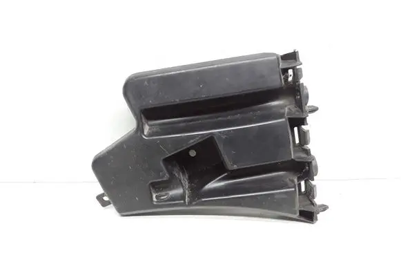 Volvo V60 Front bumper mounting bracket 30796625