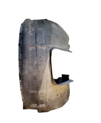 Front wheel arch liner splash guards