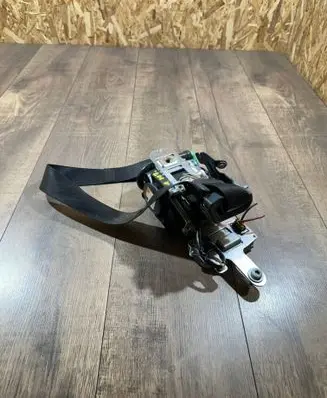 Mercedes-Benz E C207 W207 Front seatbelt 615416500
