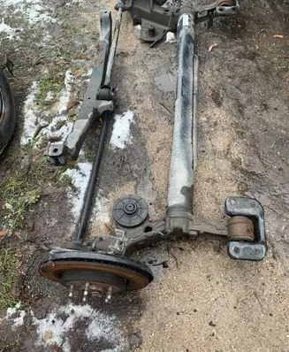 Opel Zafira C Rear axle beam 