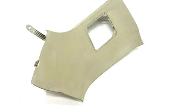Volvo XC90 (D)pillar trim (top) 