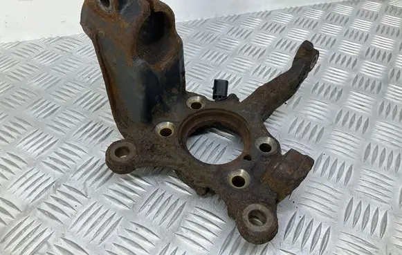 Volkswagen Golf Plus Front wheel hub 1K0611822