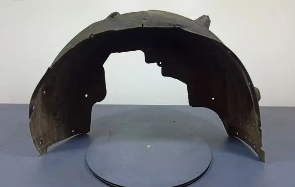 Rear arch fender liner splash guards