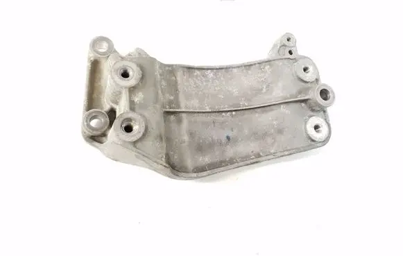 Jeep Grand Cherokee Generator/alternator bracket 68194513AA