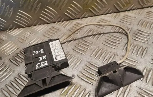 BMW X5 E53 Alarm control unit/module 8379941