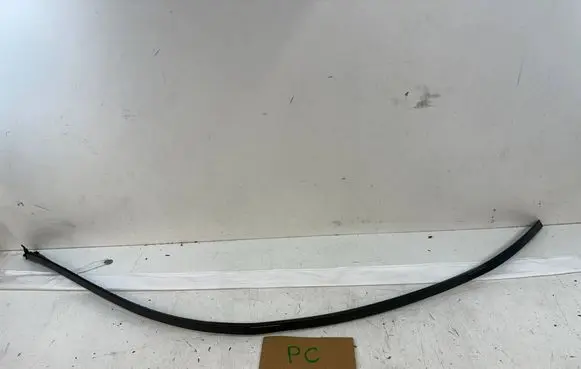 Mercedes-Benz CLS C218 X218 Roof trim bar molding cover A2186900282