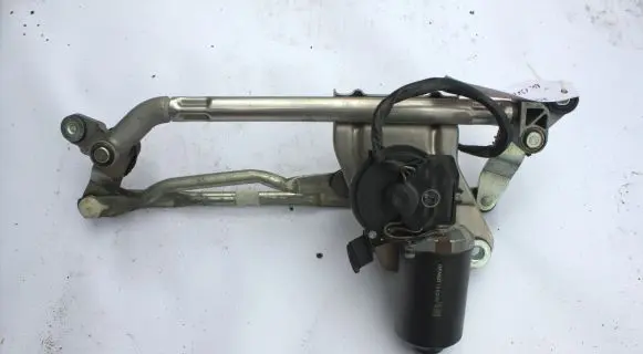 Ferrari F12 Berlinetta Front wiper linkage 