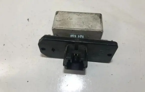 Heater blower motor/fan resistor