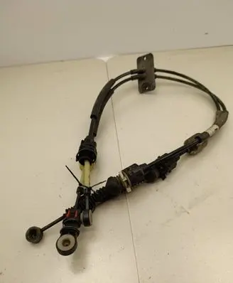 Opel Vivaro Gear shift cable linkage 349357201r
