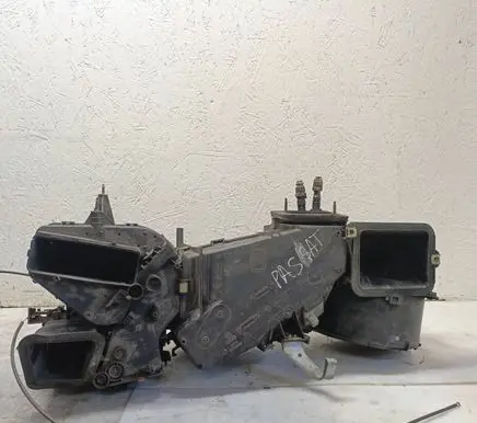 Volkswagen PASSAT B4 Interior heater climate box assembly 191820026B 191820355 357820005