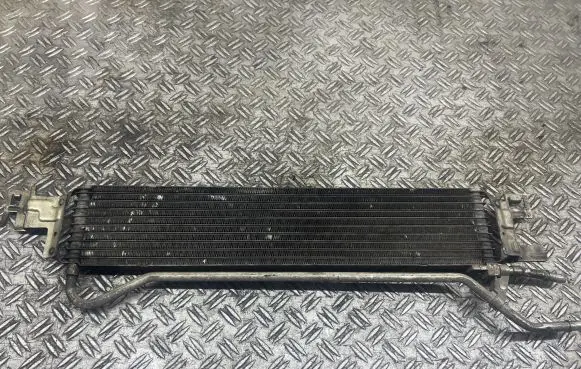 Engine oil radiator
