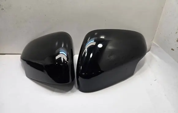 Volvo XC70 Plastic wing mirror trim cover 39894340 39894341