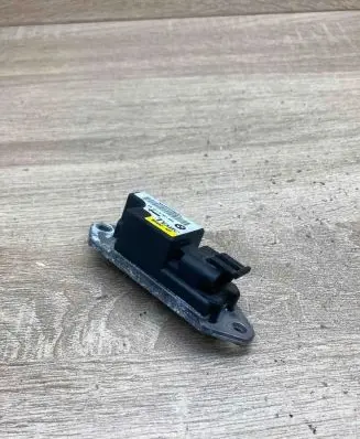 BMW 5 E39 Airbag deployment crash/impact sensor 8381564