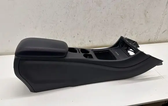 Mercedes-Benz GLA W156 X156 Center console A1766804101 106562 1246008