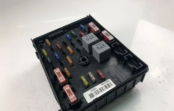 Skoda Octavia Mk2 (1Z) Fuse box set 1K0937125A