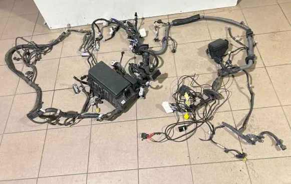 Toyota Land Cruiser (J150) Engine installation wiring loom 82115-60821