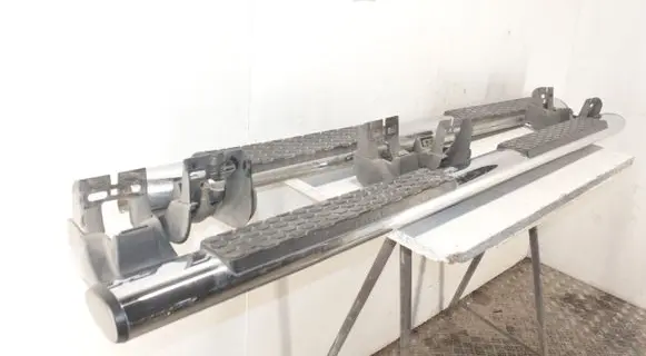 Dodge RAM 1500 DS Sill 82213589AC